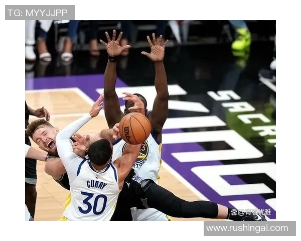 勇士与雷霆精彩对决比赛回放全程回顾与精彩瞬间分析